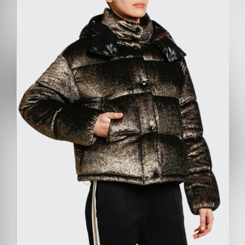 Moncler Caille puffer jacket w/ Contrast Hood